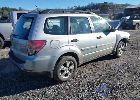 2013 Subaru Forester z USA, uszkodzony, nr VIN JF2SHABC4DH438091